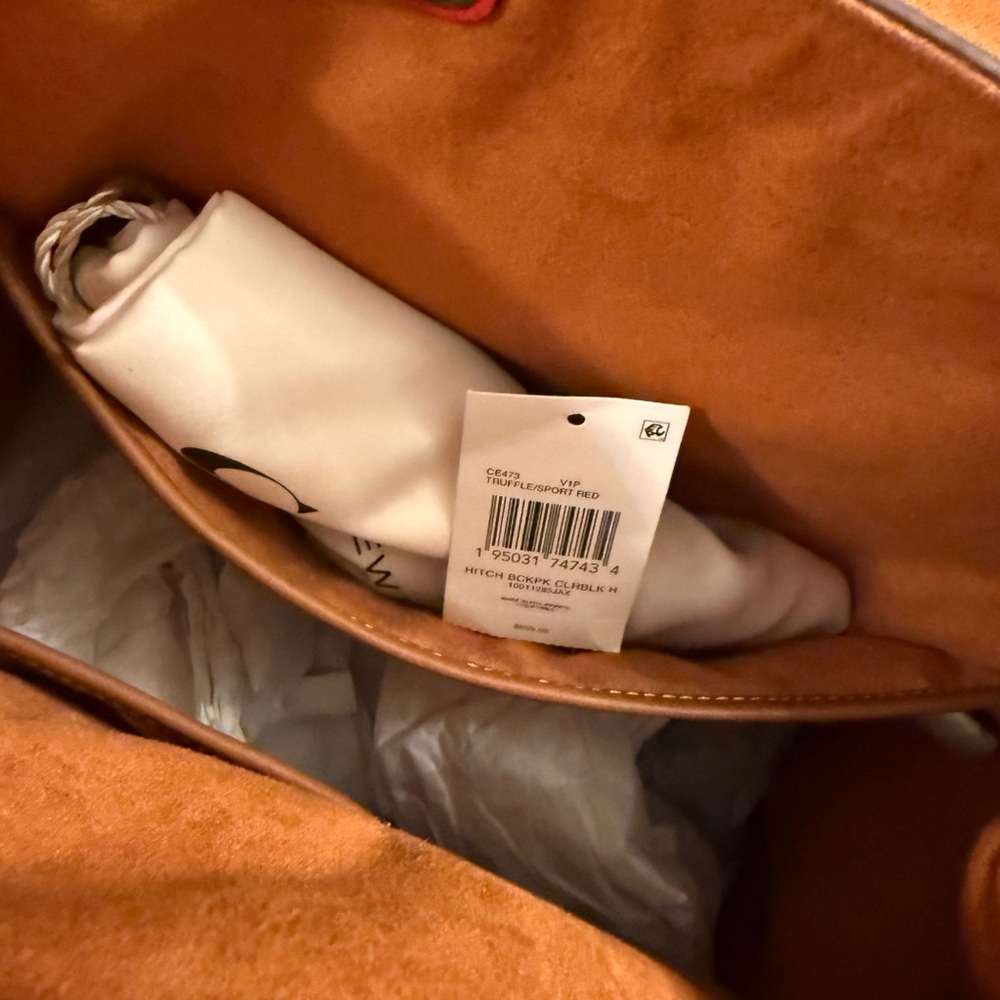 Chic Coach Backpack: Brown with Red Accents - Picture 14 of 16